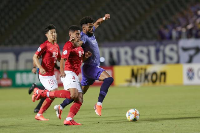 兰兹博格37分准绝杀祝铭震25+8 山东险胜广州